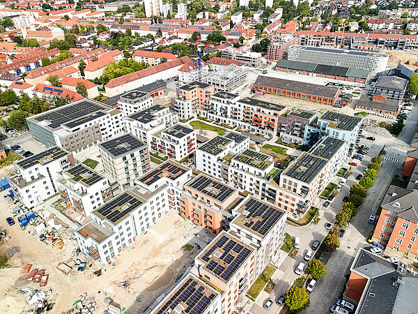 Drohnenflug über Lagarde-Campus August 2024