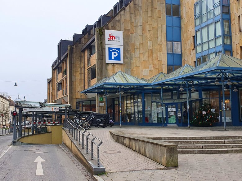 Parkhaus Zentrum Süd: Sanierung erfolgreich abgeschlossen – Parken jetzt mit Kennzeichenerfassung Parkhaus Zentrum Süd: Sanierung erfolgreich abgeschlossen – Parken jetzt mit Kennzeichenerfassung